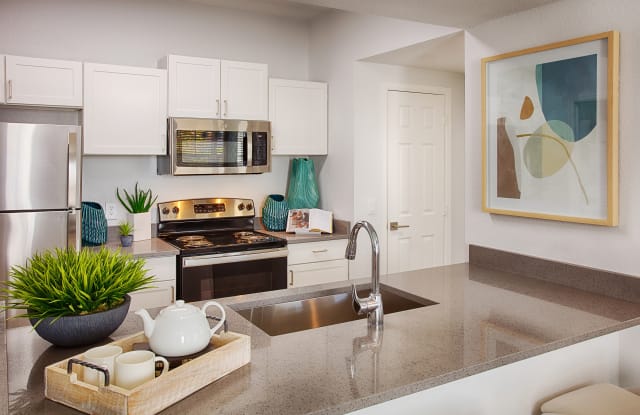 Stone Cliff Apartments