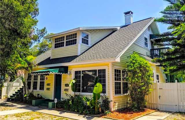 1215 10th St N Apt 3