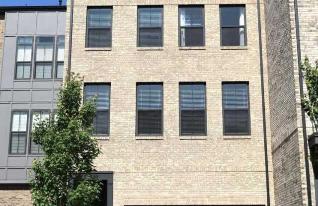 23079 SULLIVANS COVE SQ