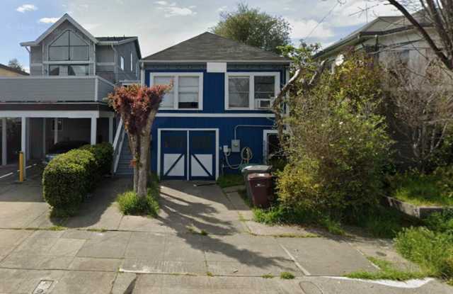 Charming 2 BED/1BATH Home For Rent Near Bay Bridge Waters!!!