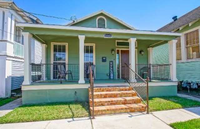 3205 Delachaise Street - 3205 Delachaise Street, New Orleans, LA 70125