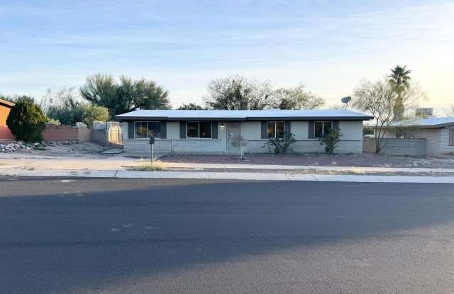 9670 E Burnett Street