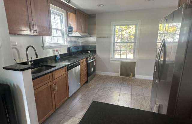 28 Hovey St.