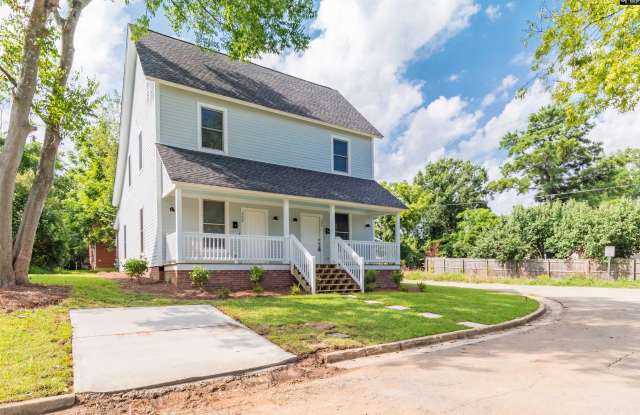 306 Picadilly Street