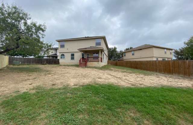 FALL INTO A NEW HOME WITH OUR MOVE-IN SPECIALS!