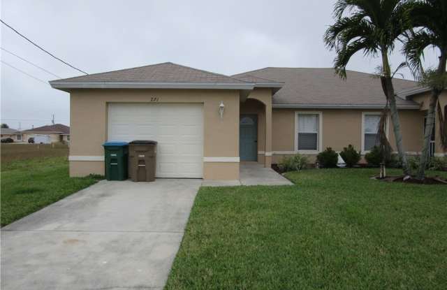 271 SW 4th Street