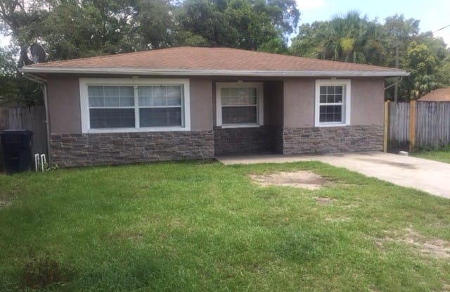 1801 Seward St - 1801 East Seward Street, Tampa, FL 33604