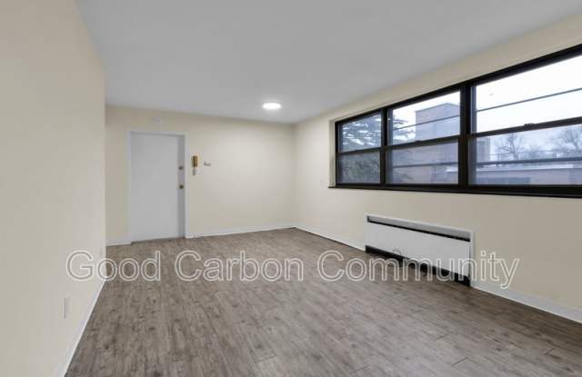 Delaware Court Apartments