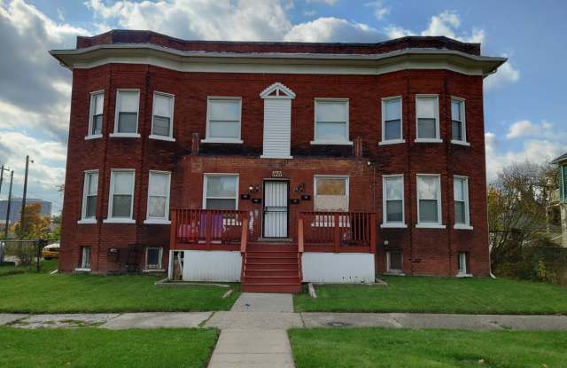 1481 Saint Clair Street - 2S