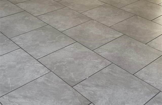 2712 Vernice Loop unit: C