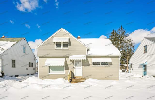 19605 Longview Avenue