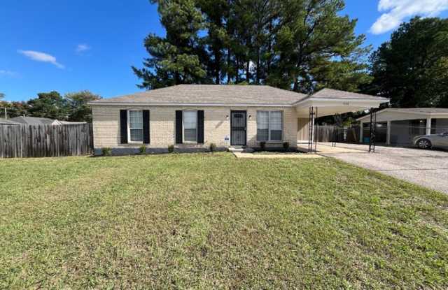 Photo of 4702 Chevron Road