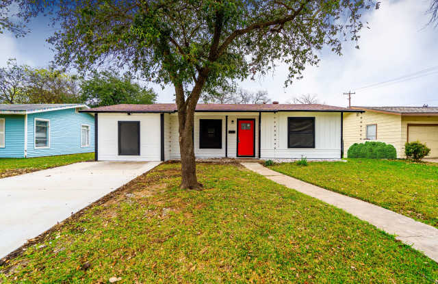 305 Laurelwood Drive