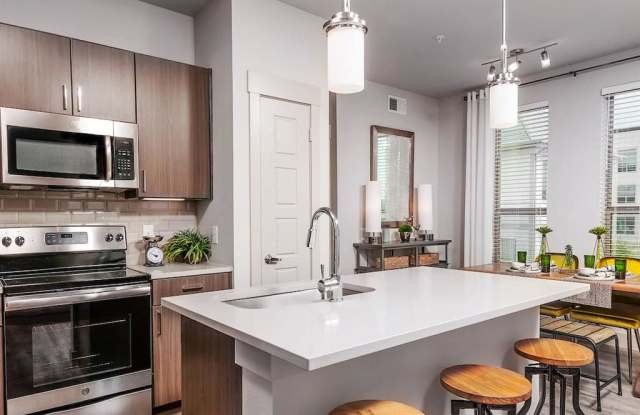 Photo of Kelley at Samuels Avenue