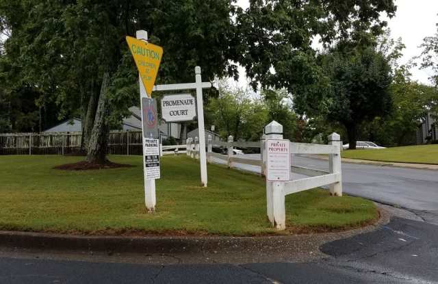 Great Location for Townhome in Marietta 30064