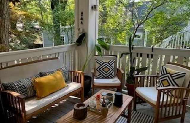 1229 Euclid Avenue unit: 4