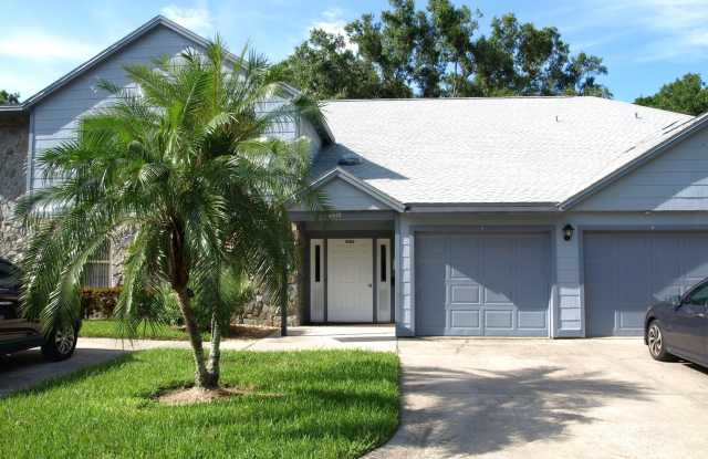 9015 Manchester Lane