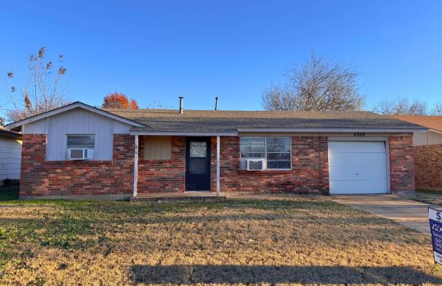 Photo of Affordable 3 Bed 1 Bath In Lynwood