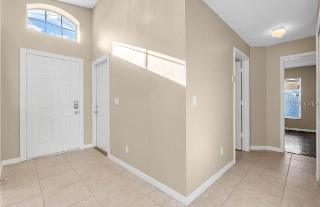 932 RIVER WIND AVENUE