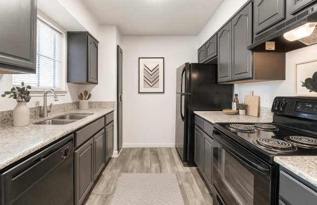 The Flats at Brentwood