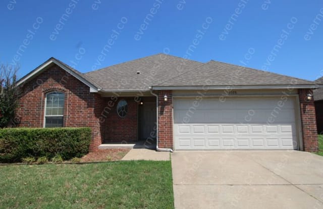 3308 E Gillette St - 3308 East Gillette Street, Broken Arrow, OK 74014