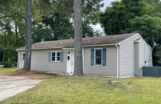 101 Beechdale Road - 101 Beechdale Road, Portsmouth, VA 23701