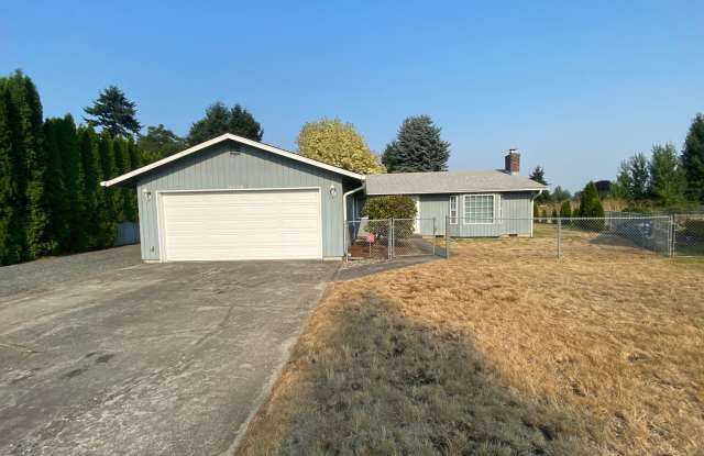 Photo of Rambler Fenced Backyard