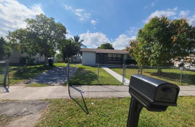 27902 Southwest 130th Court - 27902 Southwest 130th Court, Miami-Dade County, FL 33032