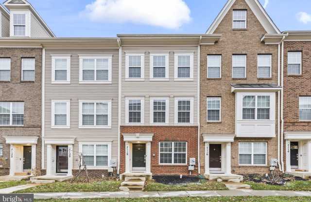 Photo of 7118 ROWLOCK Alley