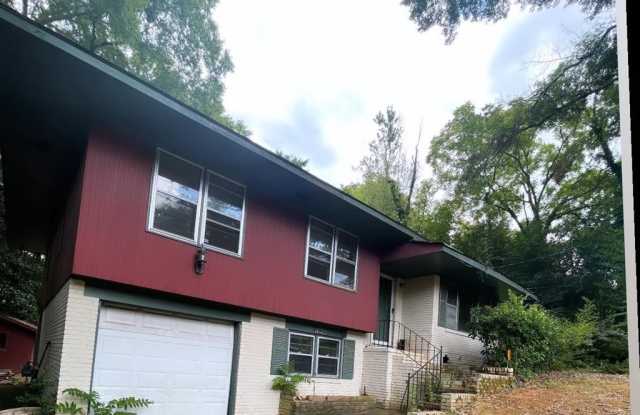 3974 COMMANDER DRIVE