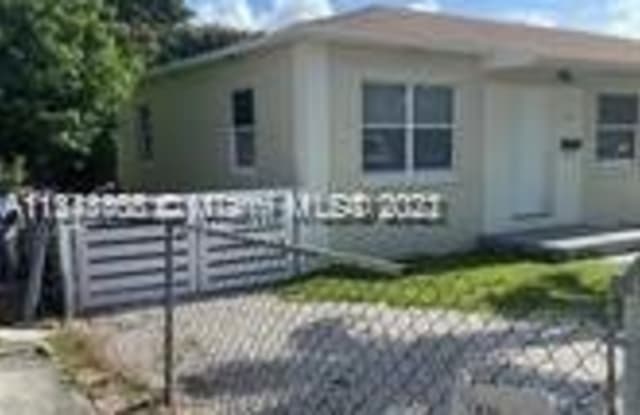 3605 SW 26th Ter - 3605 Southwest 26th Terrace, Miami, FL 33133