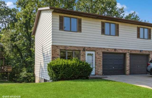 1359 Southview Circle