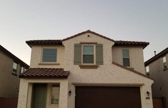 8830 W Fleetwood Ln