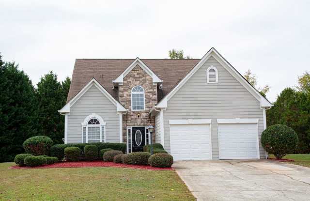 Beautiful 3 Bed, 2 Bath In Well Maintaine Community