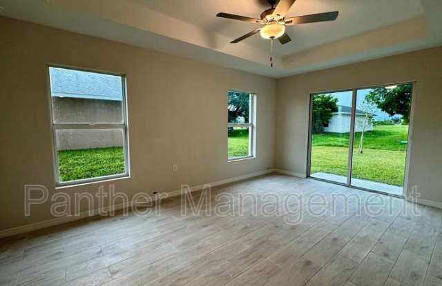 2109 NE 15th Terrace