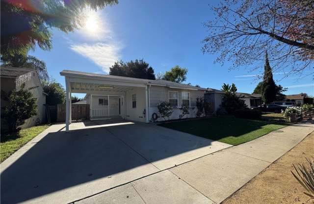 Photo of 17546 Kittridge