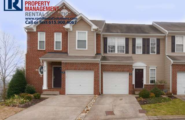 Great 3 bd 3.5 ba with Washer/Dryer included and attached garage!