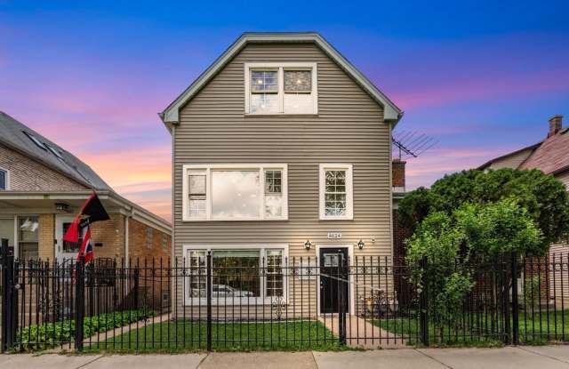 Photo of 4624 N Springfield Avenue