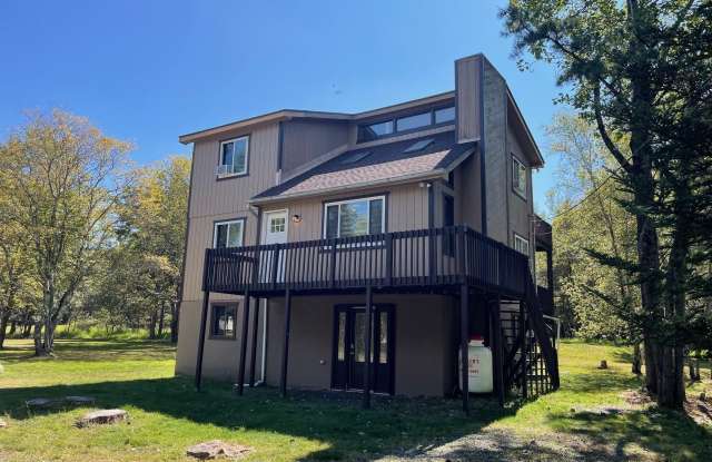 Photo of 124 Chapman Circle