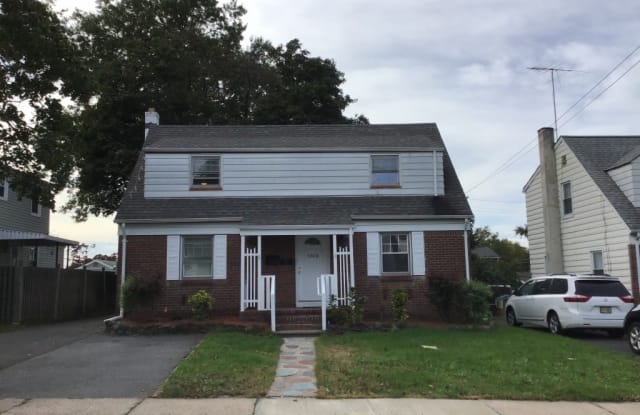 17-08 11th Street - 17-08 11th Street, Fair Lawn, NJ 07410