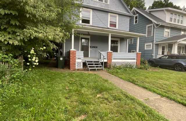 Photo of 1212 18th Street NW