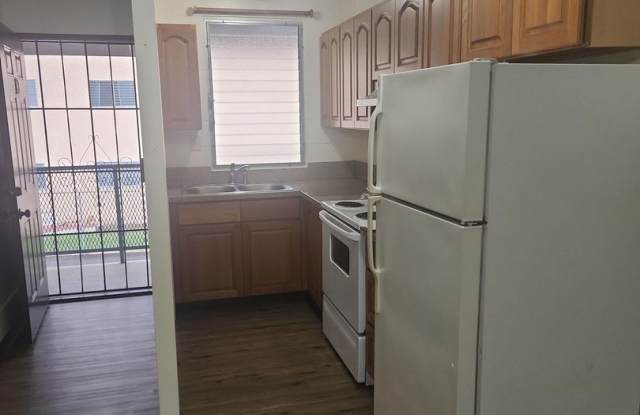 Newly Renovated 2bd 1ba Apartment