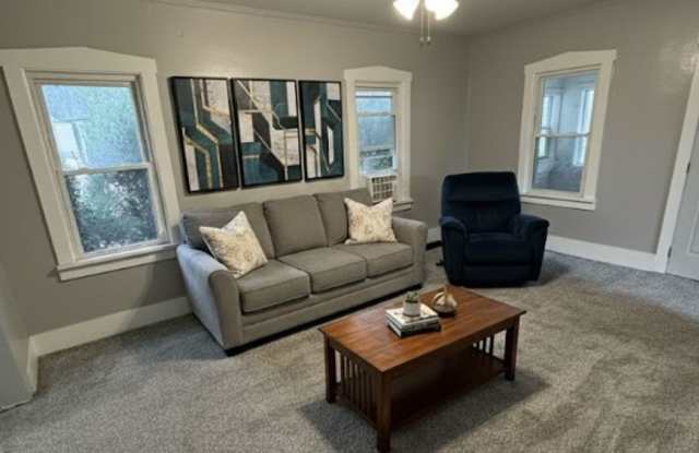 Photo of 2-Bed, 1-Bath House for Rent!