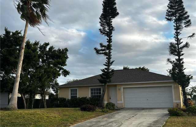 1926 Northeast 15th Lane