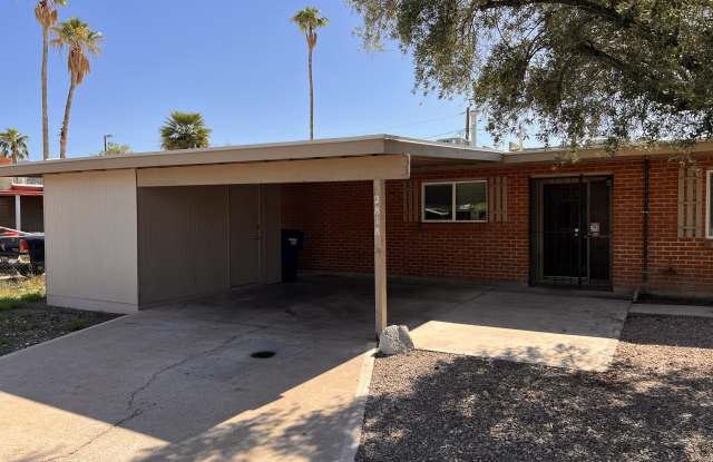 2818 North Eastgate Drive