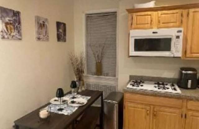 Photo of 1577 York Ave