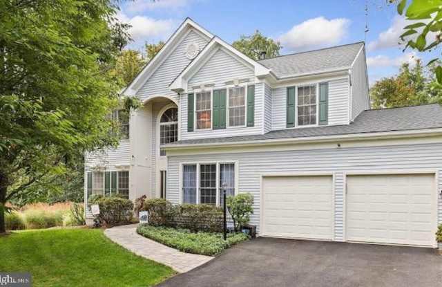 20879 YELLOWBLOOM COURT