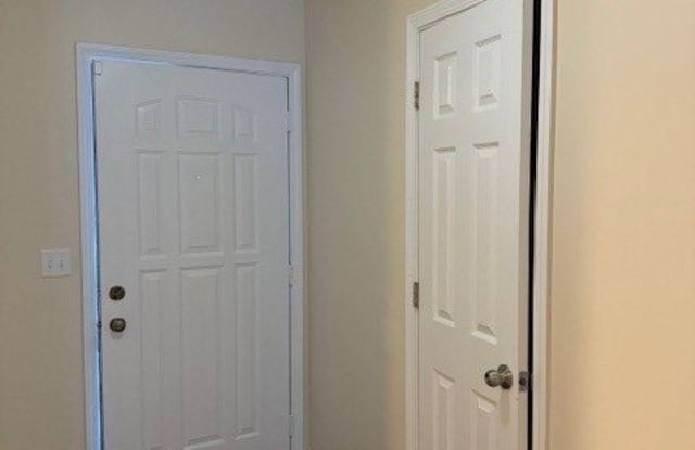 1334 Arlington Court unit: 2