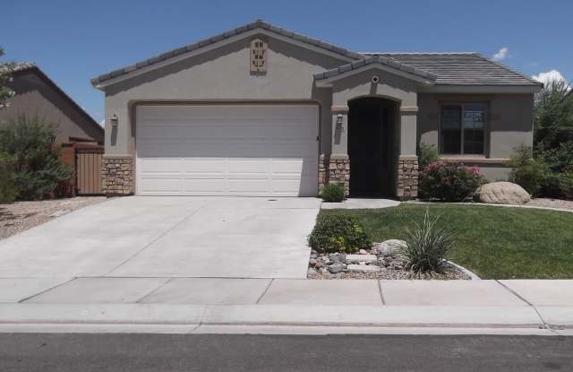 Beautiful Coral Canyon Home