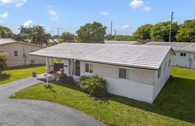 3211 Abbott Ln